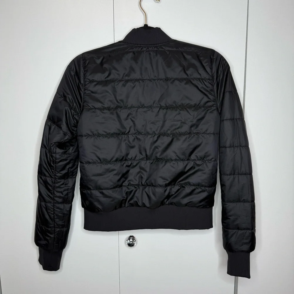 Lululemon Women's Non Stop Reversible Black Bomber Jacket Size 4 - Picture 7 of 12
